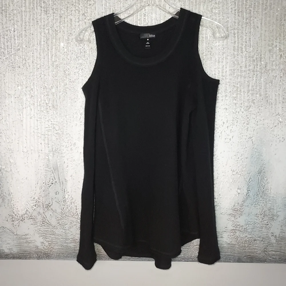 AQUA 100%  Cashmere Cold Shoulder Sweater